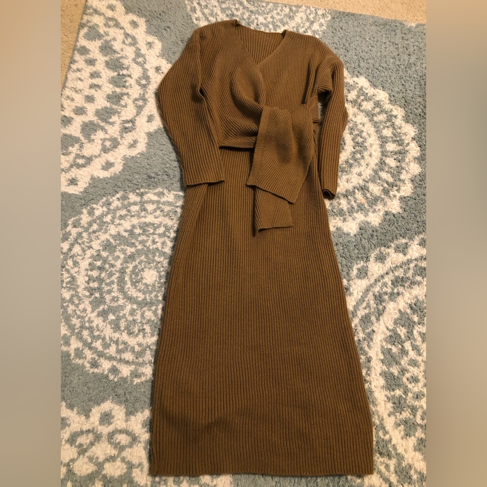 Long Sleeve Knit Dress